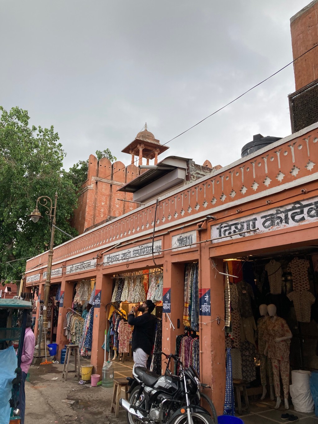 Jeetu ji’s extremely filmy phone number – Bapu Bazaar&nbsp;(Jaipur)